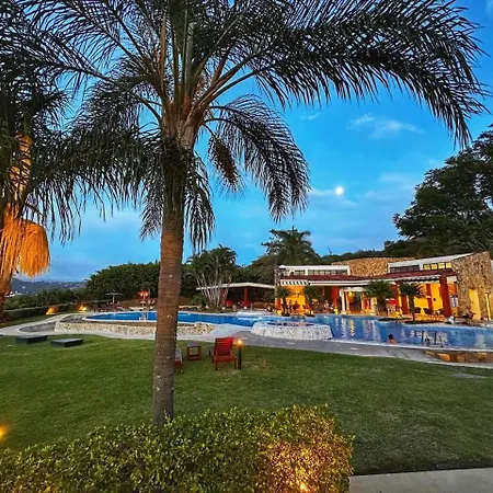 Cr Mariposa Rentals Mountain View Near Pool Santa Ana  Exterior photo
