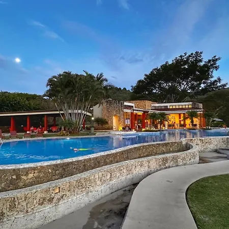 Cr Mariposa Rentals Mountain View Near Pool Santa Ana  Exterior photo
